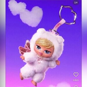 BRATZ BRATZIEZ SWEETHEARTZ SERIEZ PLUSH KEYCHAIN BLIND BOX- CHLOE